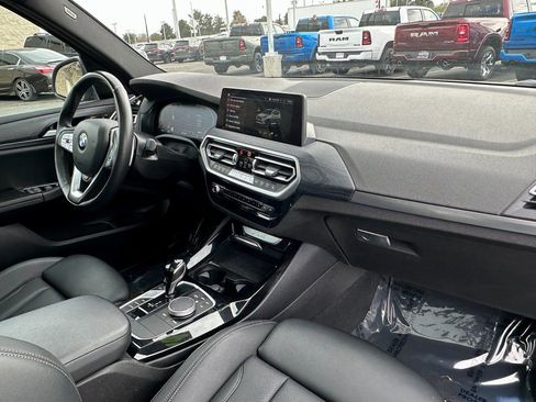 Used 2024 BMW X3 sDrive30i image 16