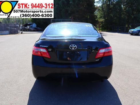Used 2009 Toyota Camry XLE FWD image 7