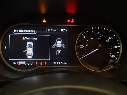 Used 2024 Nissan Versa SV w/ Trunk Package FWD image 23