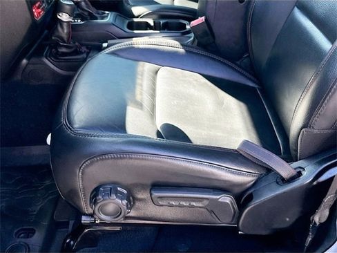 Used 2019 Jeep Wrangler Unlimited Rubicon image 19