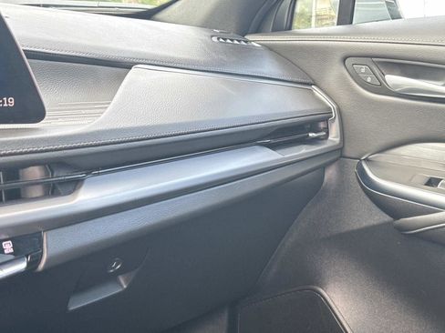 Used 2025 Cadillac XT4 Premium Luxury FWD image 26