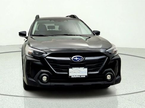 Used 2023 Subaru Outback Premium AWD/4WD image 2
