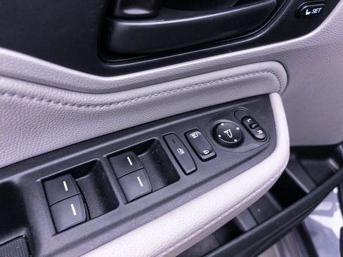 Used 2020 Honda Odyssey Touring image 22