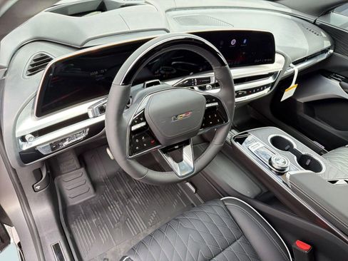 New 2026 Cadillac Lyriq V AWD/4WD image 3