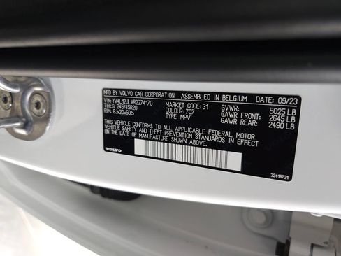 Used 2024 Volvo XC40 B5 Plus w/ Climate Package AWD/4WD image 36