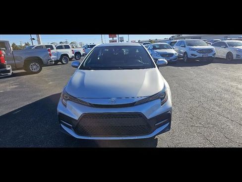 Used 2021 Toyota Corolla SE image 8