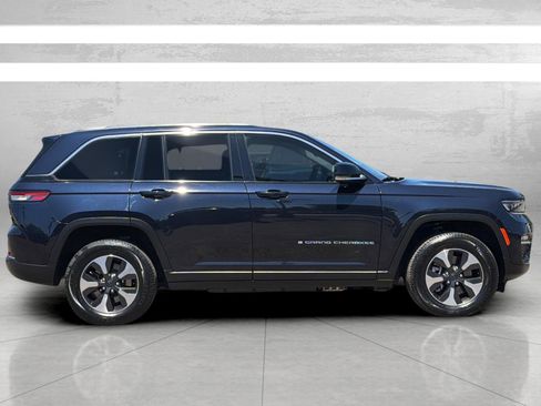 Used 2024 Jeep Grand Cherokee Limited 4xe AWD/4WD image 4