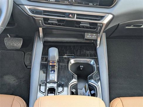 Certified 2025 Lexus RX 350 FWD w/ Accessory Package image 19