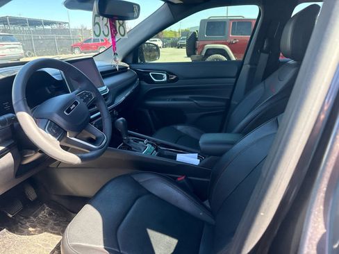 Used 2023 Jeep Compass Trailhawk w/ Trailhawk Elite Group image 4