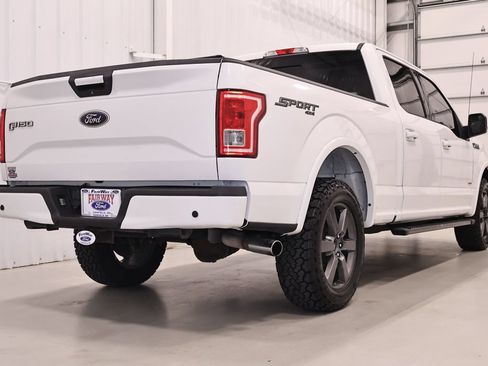 Used 2016 Ford F150 XLT w/ Equipment Group 302A Luxury AWD/4WD image 9