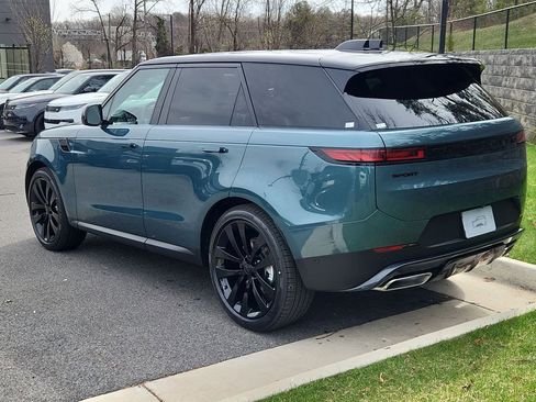 New 2026 Land Rover Range Rover Sport SE AWD/4WD image 12