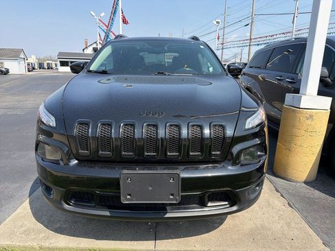 Used 2016 Jeep Cherokee Latitude w/ Comfort/Convenience Group image 14