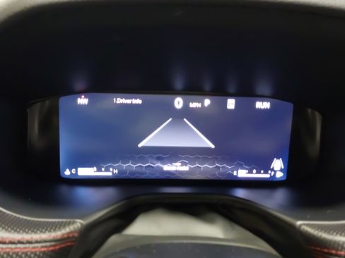 Used 2024 Jeep Compass Trailhawk w/ Trailhawk Elite Group image 18