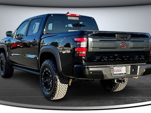 New 2025 Nissan Frontier PRO-4X w/ Pro Premium Package image 3