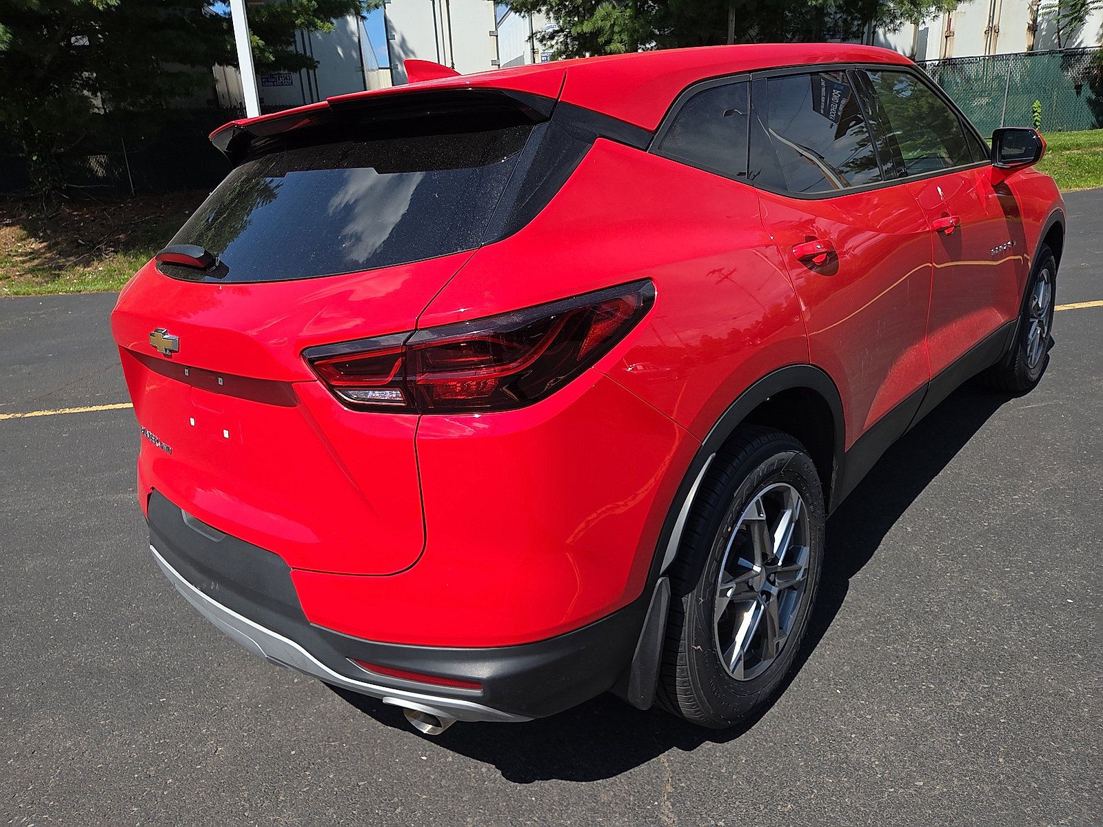Used 2023 Chevrolet Blazer LT w/ Driver Confidence Package AWD/4WD image 3