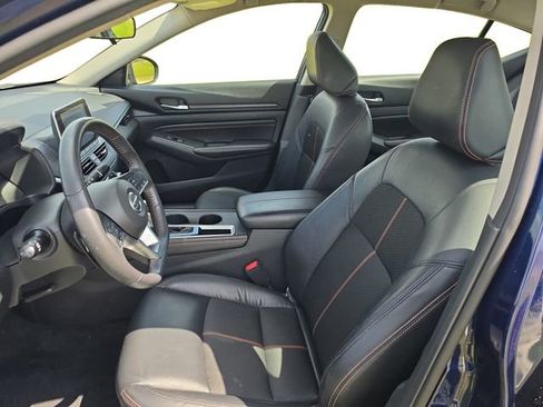 Used 2022 Nissan Altima 2.5 SR image 4