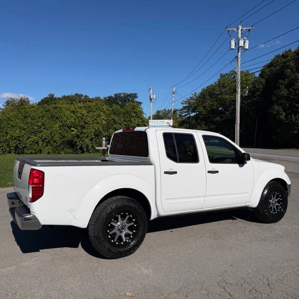 Used 2008 Nissan Frontier SE w/ SE Value Truck Pkg RWD image 8