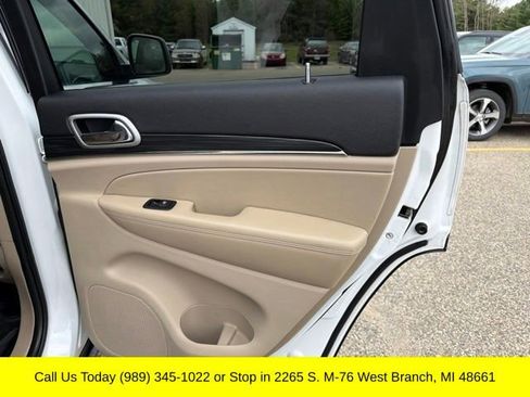 Used 2020 Jeep Grand Cherokee Limited AWD/4WD image 40