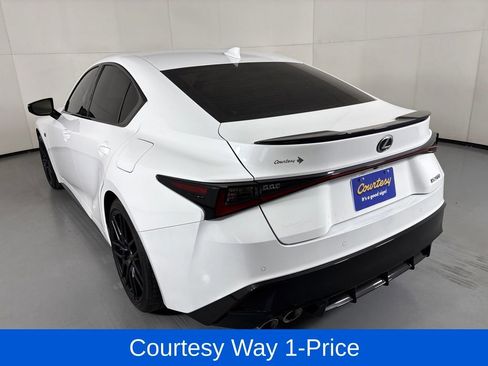 Used 2024 Lexus IS 500 RWD image 8