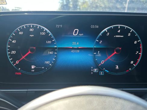 Used 2021 Mercedes-Benz GLE 350 4MATIC image 17