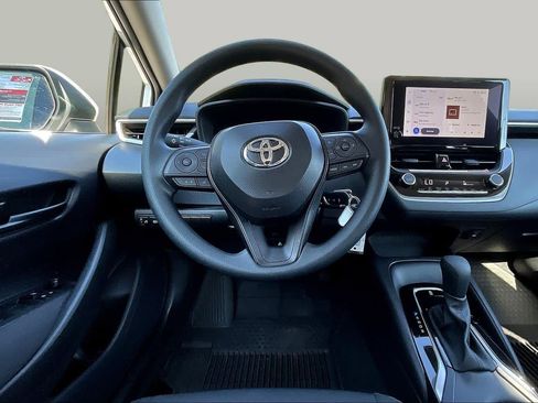Used 2026 Toyota Corolla LE FWD image 6