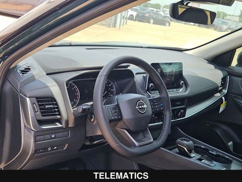 New 2026 Nissan Rogue SV FWD image 13