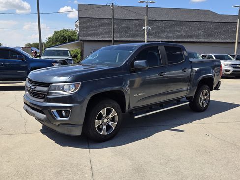 Used 2019 Chevrolet Colorado Z71 RWD image 3