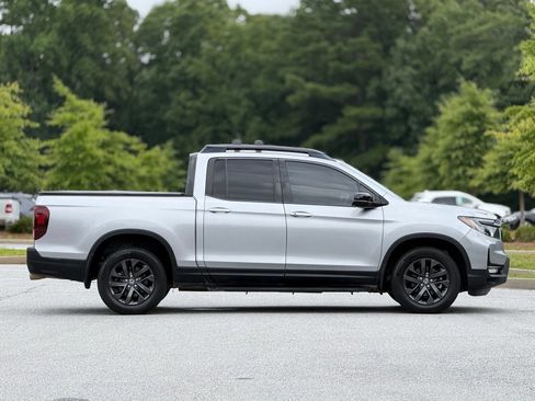 Used 2021 Honda Ridgeline Sport image 12
