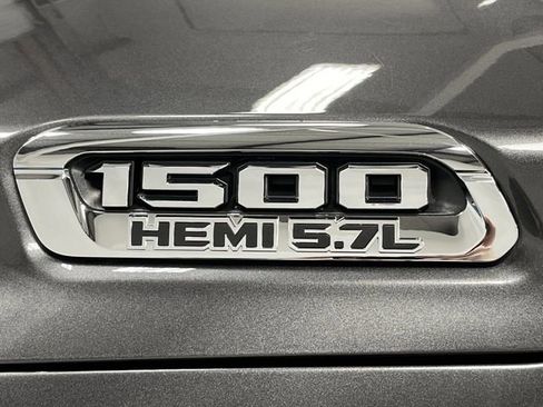 Used 2019 RAM 1500 Laramie image 40