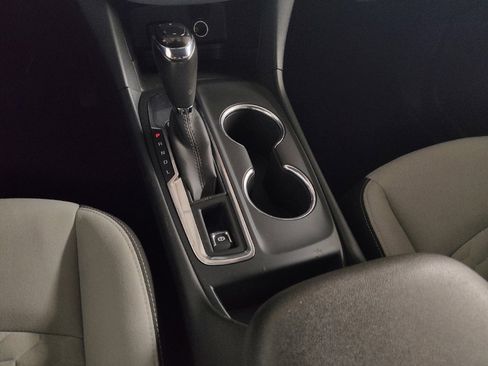 Used 2018 Chevrolet Equinox LT FWD image 26