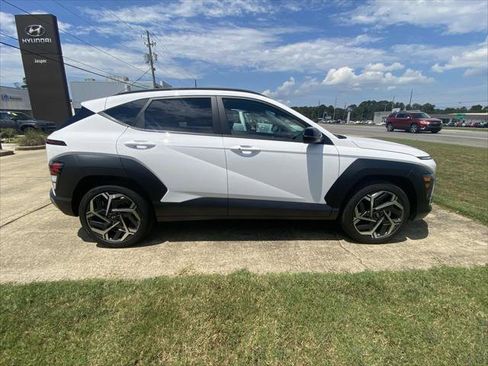 New 2026 Hyundai Kona SEL Premium FWD image 2