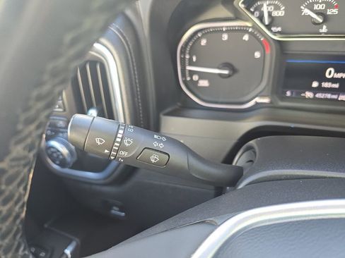 Used 2023 GMC Sierra 3500 SLT w/ SLT Convenience Package image 28