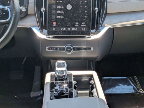 New 2026 Volvo XC90 T8 Ultra w/ Protection Package Premier AWD/4WD image 21