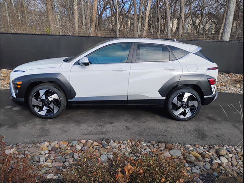 New 2026 Hyundai Kona Limited image 3