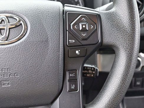 Used 2020 Toyota Tacoma TRD Sport image 16