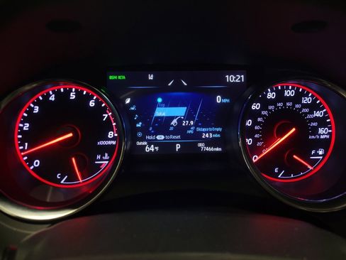 Used 2020 Toyota Camry XSE FWD image 23