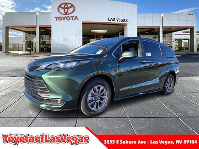 New 2025 Toyota Sienna XLE