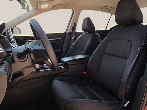 Used 2023 Nissan Altima 2.5 SV image 12