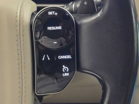 Used 2019 Land Rover Range Rover AWD/4WD image 31