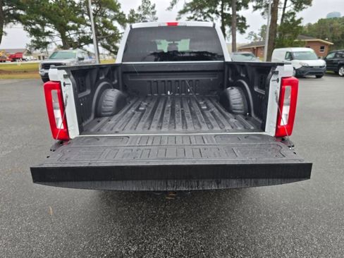 Used 2024 Ford F250 XLT image 23