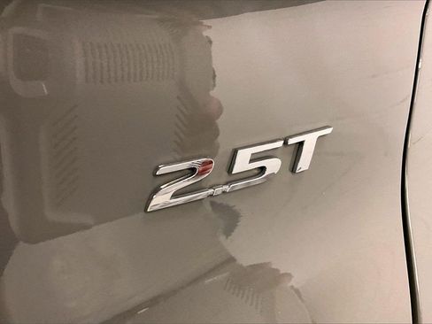 Certified 2023 Hyundai Santa Fe Calligraphy image 7