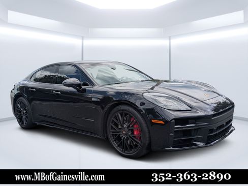 Used 2025 Porsche Panamera GTS AWD/4WD image 1