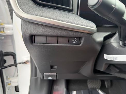New 2026 Nissan Kicks SV w/ Cold Weather Package FWD image 14