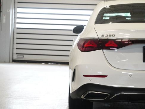 Certified 2025 Mercedes-Benz E 350 4MATIC Sedan image 9