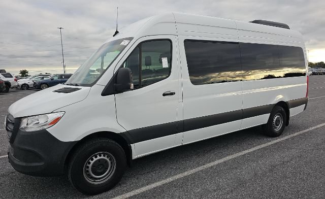 Used 2025 Mercedes-Benz Sprinter 2500 image 1