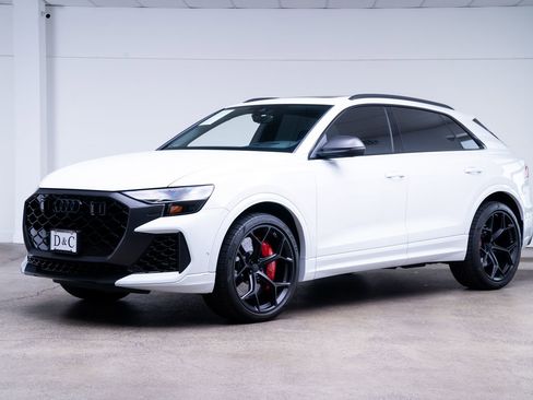 Used 2026 Audi RS Q8 performance AWD/4WD image 3