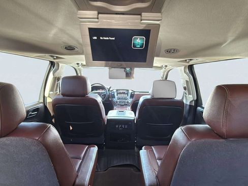 Used 2016 Chevrolet Suburban LTZ image 9