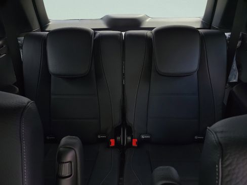 New 2026 Mercedes-Benz GLS 580 4MATIC image 9
