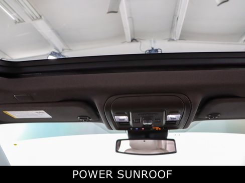 Used 2023 Chevrolet Tahoe Z71 w/ Luxury Package image 22