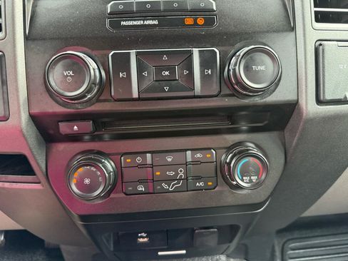 Used 2017 Ford F250 XL w/ Power Equipment Group RWD image 30